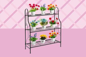 DOEWORKS 3 Tier Metal Plant Stand, Plant Display Rack,Stand Shelf, Pot Holder for Indoor Outdoor Use, Black