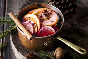 simmer pot with oranges pears nutmeg and cinnamon