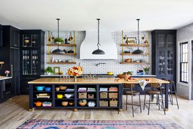 Open kitchen storage